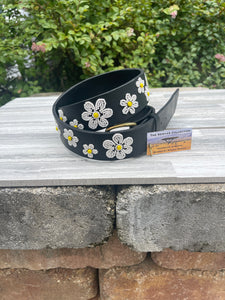 Daisies Beaded Belt Wide Width